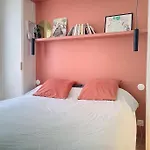 Loft Terrasse Avec Cour Charmante Montmartre