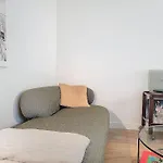 Loft Terrasse Avec Cour Charmante Montmartre