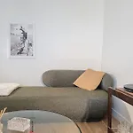 Loft Terrasse Avec Cour Charmante Montmartre