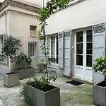 Loft Terrasse Avec Cour Charmante Montmartre